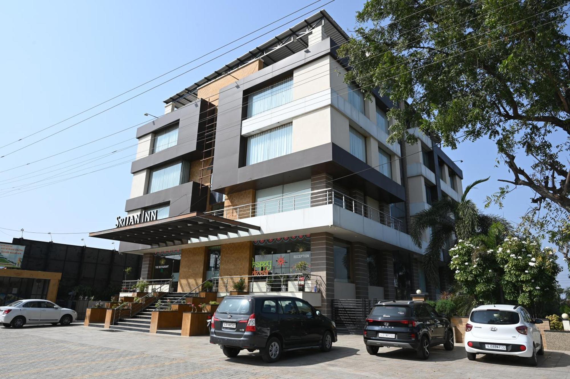 Srijan Inn Ābu Road Exterior photo
